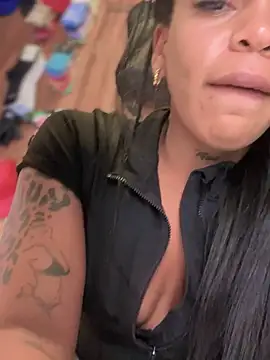 Snapshot of Charly_ chatting on November 20, 2025, 7:58 pm Charly online show from November 20, 2025, 7:58 pm