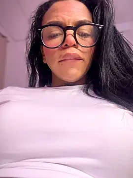 Charly  online show from June 28, 2026, 4:13 pm