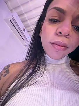 Snapshot of Charly_ chatting on March 14, 2026, 1:33 am Charly online show from March 14, 2026, 1:33 am