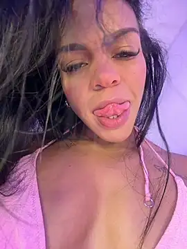 Snapshot of Charly_ chatting on February 28, 2026, 5:23 pm Charly online show from February 28, 2026, 5:23 pm