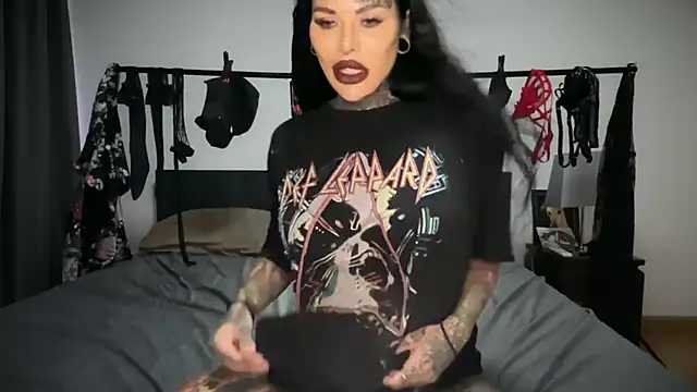 Snapshot of claudiacvc95 chatting on October 26, 2025, 4:46 am claudiacvc95 online show from October 26, 2025, 4:46 am