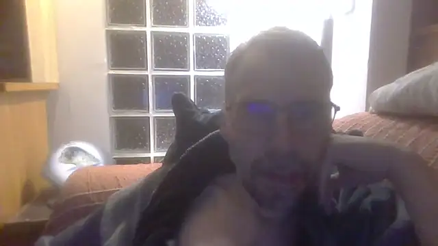 ptitcanard60600 online show from October 19, 2025, 10:12 pm