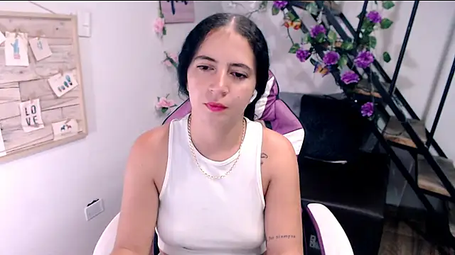Snapshot of samantha_baby_ chatting on May 18, 2026, 10:03 pm samantha baby online show from May 18, 2026, 10:03 pm