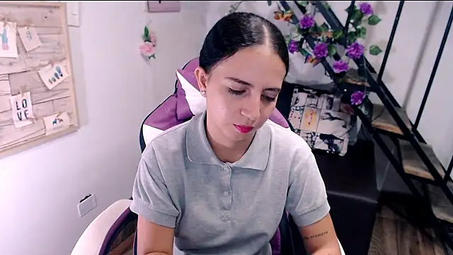 Snapshot of samantha_baby_ chatting on July 2, 2026, 5:52 pm samantha baby online show from July 2, 2026, 5:52 pm