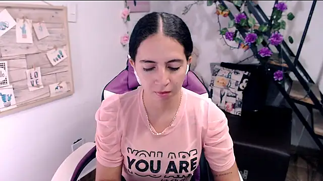 Snapshot of samantha_baby_ chatting on May 22, 2026, 6:06 pm samantha baby online show from May 22, 2026, 6:06 pm