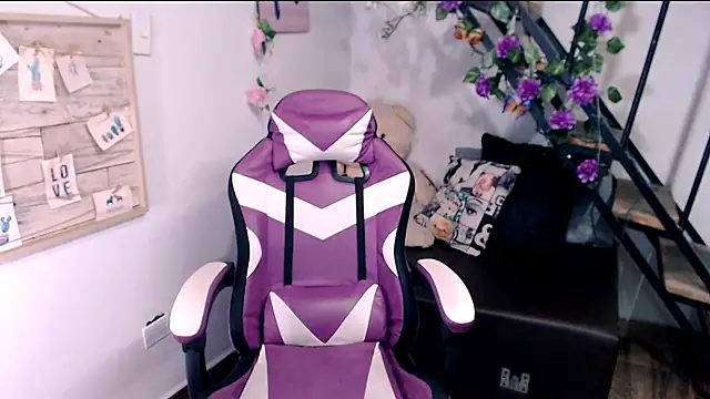 Snapshot of samantha_baby_ chatting on June 4, 2026, 6:56 pm samantha baby online show from June 4, 2026, 6:56 pm