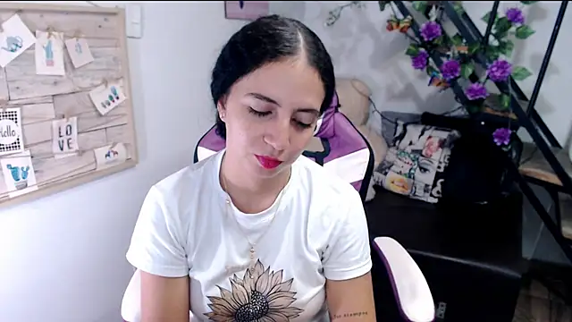 Snapshot of samantha_baby_ chatting on July 18, 2026, 5:54 pm samantha baby online show from July 18, 2026, 5:54 pm