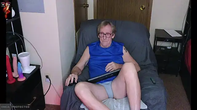 Lusty Kinks online show from January 12, 2025, 3:49 am