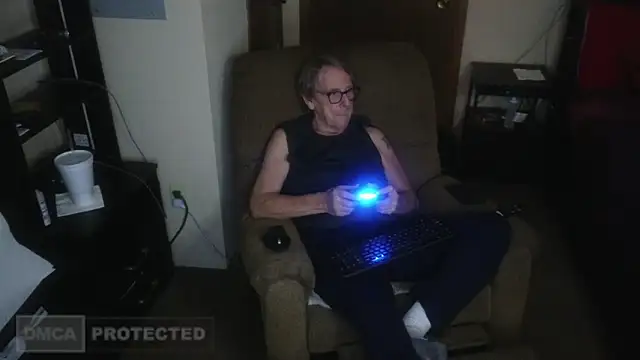 Lusty Kinks online show from December 21, 2024, 10:08 pm