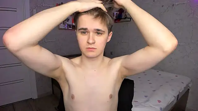 Snapshot of Mark_Bearcub chatting on February 28, 2025, 9:44 pm Mark Bearcub online show from February 28, 2025, 9:44 pm