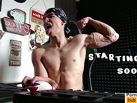 Snapshot of Curly_Angel24 chatting on April 7, 2026, 4:09 pm Curly Angel24 online show from April 7, 2026, 4:09 pm