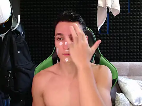 Curly Angel24 online show from October 19, 2025, 10:34 pm