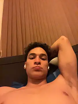 Snapshot of Curly_Angel24 chatting on March 12, 2026, 4:40 am Curly Angel24 online show from March 12, 2026, 4:40 am