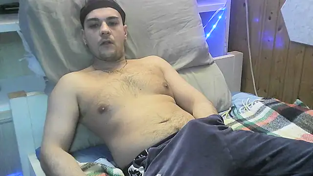 ItalianVinDiesel online show from January 4, 2025, 1:53 pm