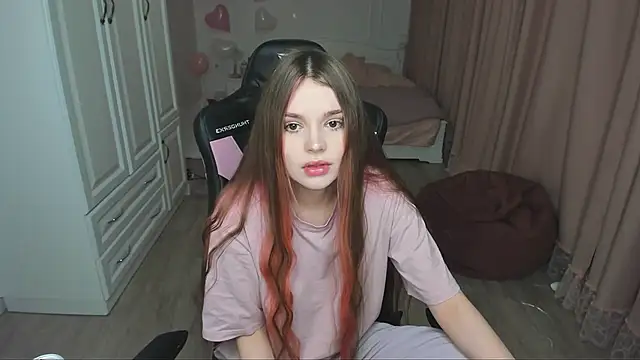 lil cassie online show from February 23, 2026, 5:19 am