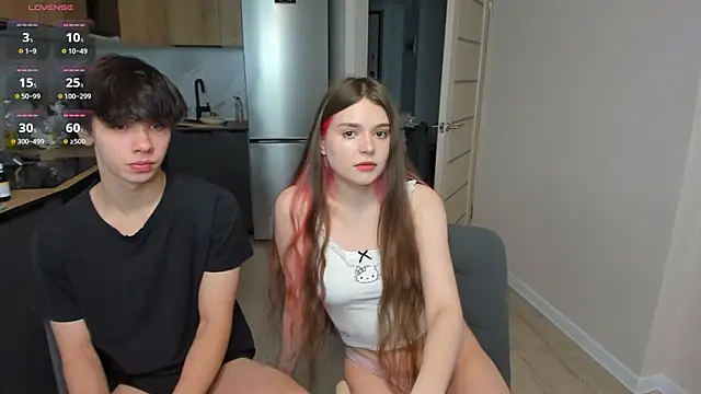 Snapshot of lil_cassie chatting on October 13, 2025, 9:49 pm lil cassie online show from October 13, 2025, 9:49 pm