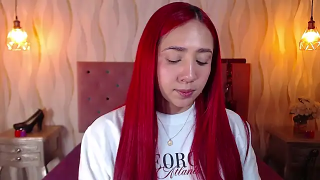 Snapshot of IsabelaLatina chatting on March 9, 2026, 3:15 pm IsabelaLatina online show from March 9, 2026, 3:15 pm