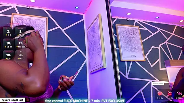 Snapshot of KAROL-SCOTT chatting on October 24, 2025, 8:08 pm KAROL-SCOTT online show from October 24, 2025, 8:08 pm