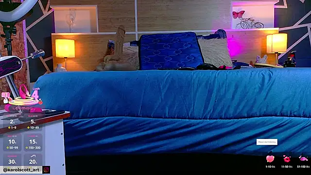 Snapshot of KAROL-SCOTT chatting on October 15, 2025, 7:55 pm KAROL-SCOTT online show from October 15, 2025, 7:55 pm