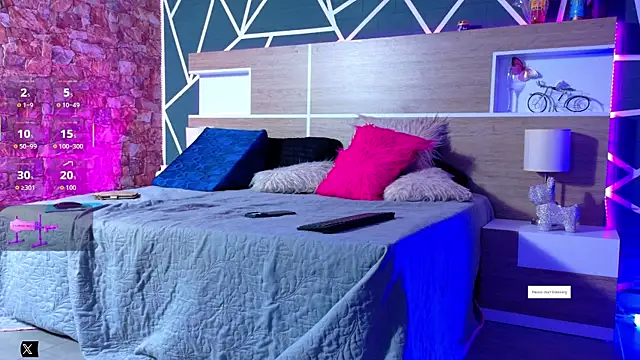 Snapshot of KAROL-SCOTT chatting on November 20, 2025, 7:58 pm KAROL-SCOTT online show from November 20, 2025, 7:58 pm