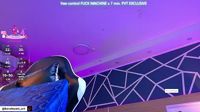 Snapshot of KAROL-SCOTT chatting on October 30, 2025, 8:06 pm KAROL-SCOTT online show from October 30, 2025, 8:06 pm