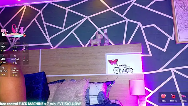 Snapshot of KAROL-SCOTT chatting on November 4, 2025, 8:34 pm KAROL-SCOTT online show from November 4, 2025, 8:34 pm