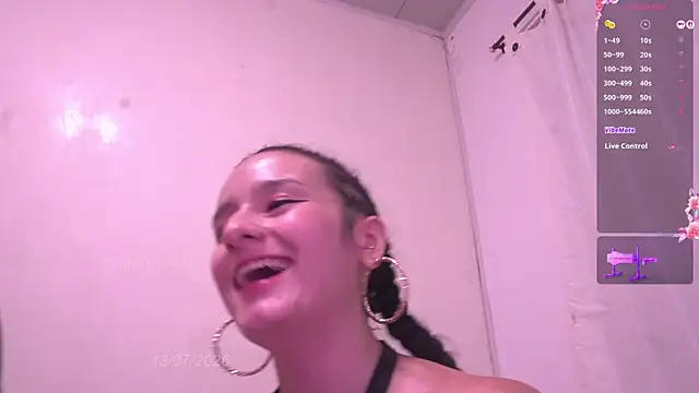 Snapshot of Sisirojas chatting on July 14, 2026, 1:49 am Sisirojas online show from July 14, 2026, 1:49 am