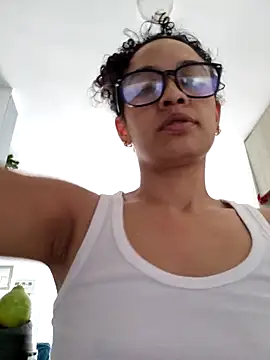 Snapshot of angela__98 chatting on May 11, 2026, 2:56 pm angela 98 online show from May 11, 2026, 2:56 pm
