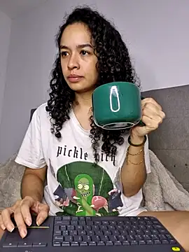 angela  98 online show from January 15, 2026, 10:51 am