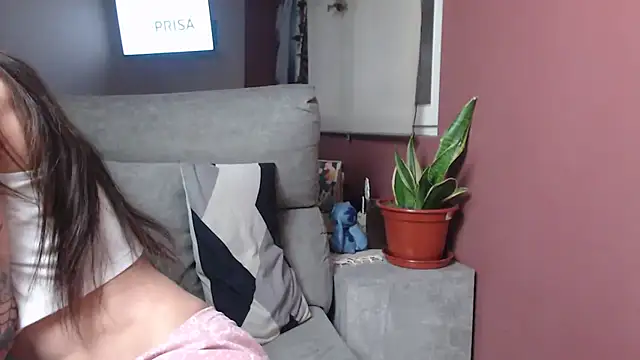 Snapshot of Sofiasweetsecret chatting on May 5, 2026, 4:48 am Sofiasweetsecret online show from May 5, 2026, 4:48 am