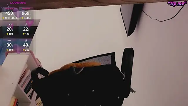 Genz Student online show from October 28, 2025, 3:00 pm