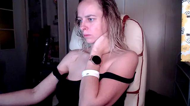 las sweet online show from November 13, 2025, 11:25 am