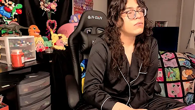 ShinyCherub online show from October 6, 2025, 5:46 pm