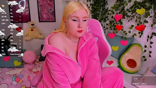 art lovee online show from February 24, 2026, 1:06 am