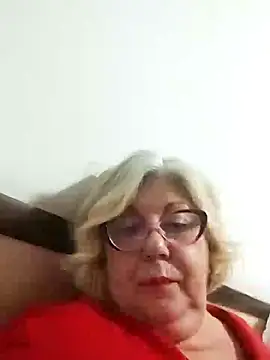 Snapshot of Merilulla chatting on March 8, 2025, 1:28 am Merilulla online show from March 8, 2025, 1:28 am