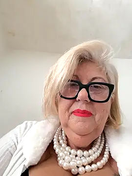 Merilulla online show from October 22, 2025, 12:37 pm