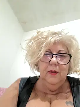 Merilulla online show from November 23, 2025, 3:33 pm