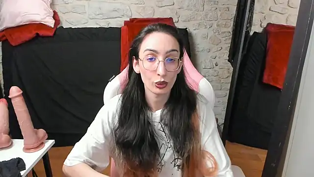 Snapshot of Mayala__ chatting on April 6, 2026, 6:09 pm Mayala online show from April 6, 2026, 6:09 pm