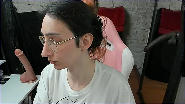 Snapshot of Mayala__ chatting on March 28, 2026, 10:11 pm Mayala online show from March 28, 2026, 10:11 pm