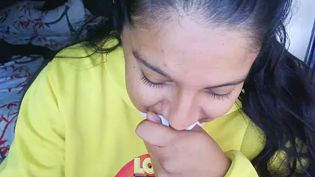 almaswan1 online show from February 3, 2026, 4:01 pm