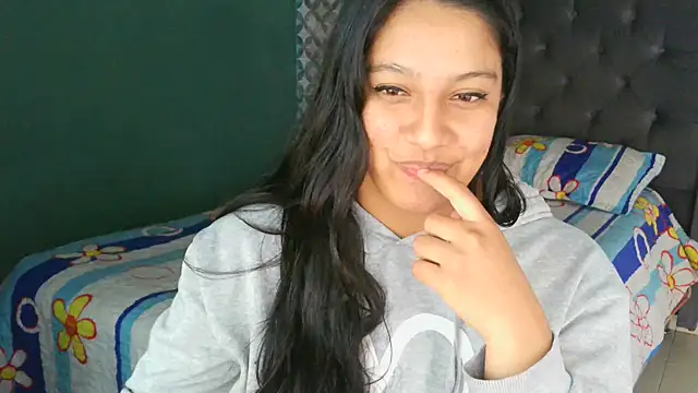 Snapshot of almaswan1 chatting on November 26, 2025, 5:24 pm almaswan1 online show from November 26, 2025, 5:24 pm