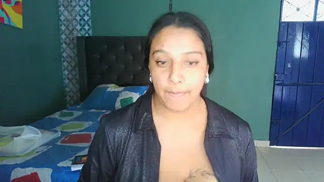 almaswan1 online show from February 4, 2026, 4:57 pm