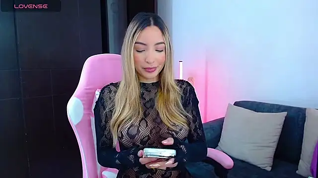 im grecia online show from February 4, 2026, 9:32 pm