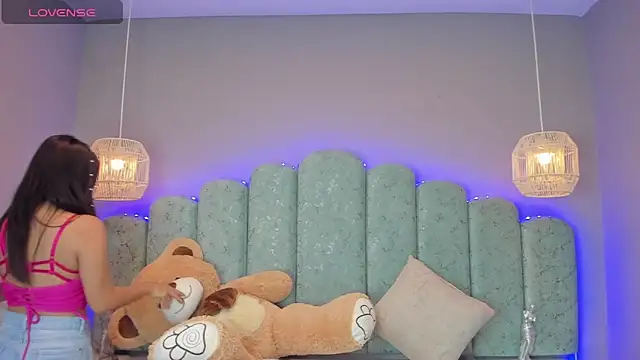 Snapshot of mia_slutty_ chatting on October 21, 2025, 2:38 pm mia slutty online show from October 21, 2025, 2:38 pm