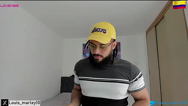 Snapshot of Louis_marley__ chatting on October 28, 2025, 4:06 pm Louis marley online show from October 28, 2025, 4:06 pm