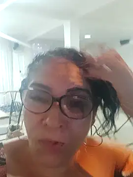 Delicy1 online show from September 14, 2025, 4:57 am