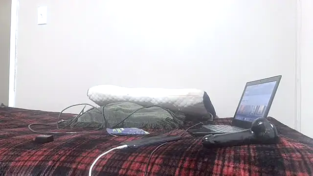 Snapshot of blkhereforall chatting on October 18, 2025, 1:07 am blkhereforall online show from October 18, 2025, 1:07 am