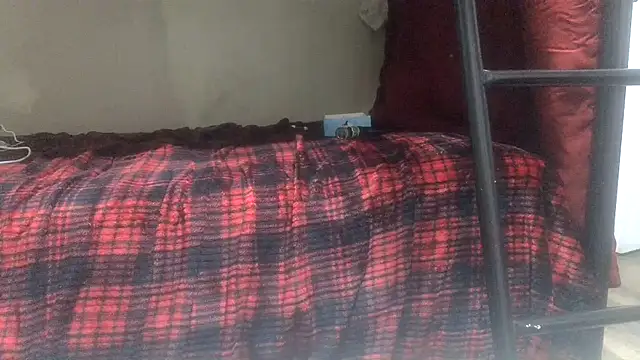 Snapshot of blkhereforall chatting on October 29, 2025, 9:58 pm blkhereforall online show from October 29, 2025, 9:58 pm