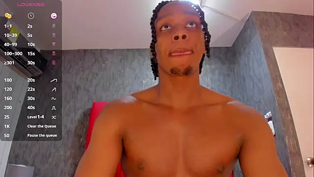 Snapshot of DominicSccott chatting on June 3, 2026, 1:23 pm DominicSccott online show from June 3, 2026, 1:23 pm