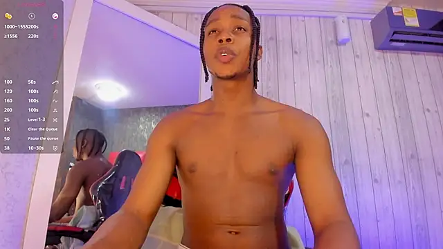 Snapshot of DominicSccott chatting on November 13, 2025, 1:04 pm DominicSccott online show from November 13, 2025, 1:04 pm